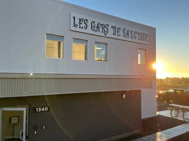 Bryce et Roxanne des Gars de Saucisse